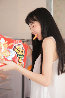 天天鲁一区摸一摸爽一爽